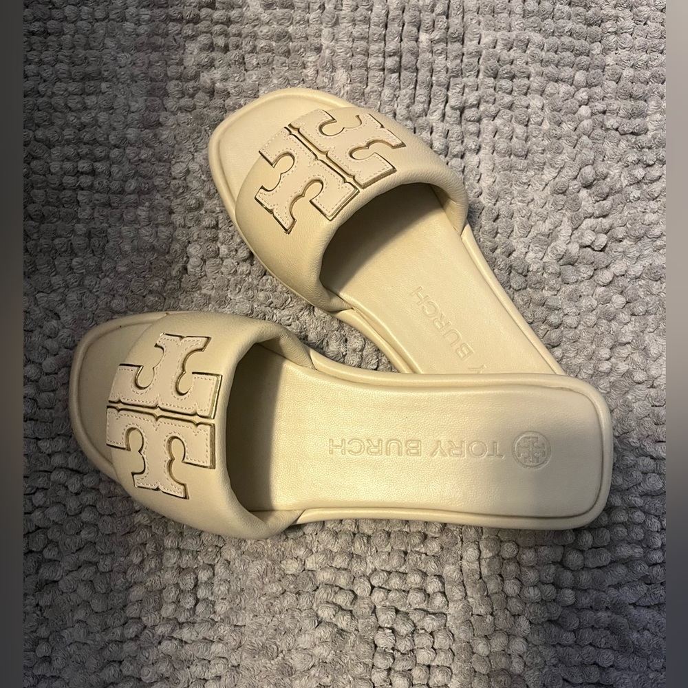 Tory Burch Sz.7 slides